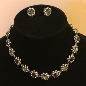Sparkling stone necklace and earrings set